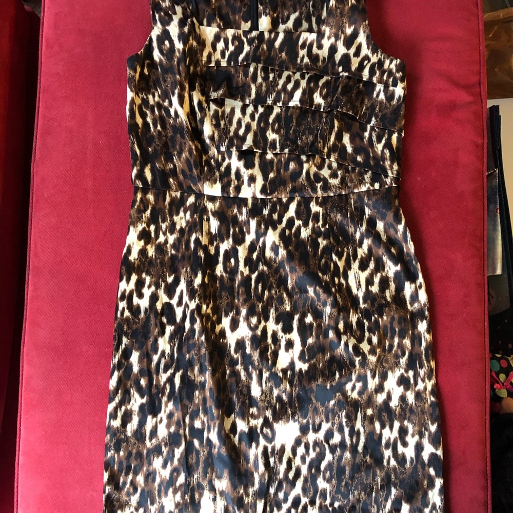 Alyx dress size 8 brown and cream cheetah pattern with 3/4 ruffles on the bodice